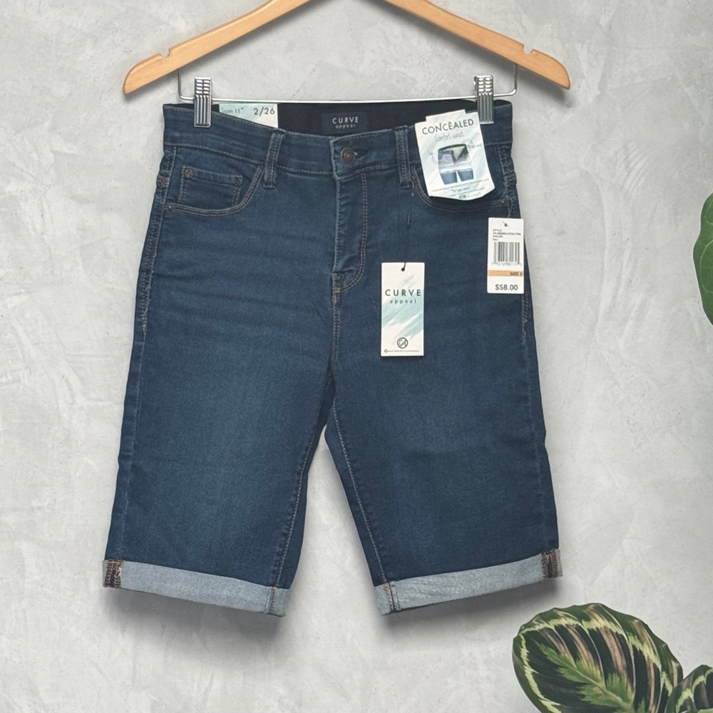 Women’s Curve Apple Denim Blue Shorts - Blue